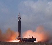 북한, ICBM 추정 미사일 발사‥이틀 연속 도발