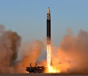 北, 동해상으로 ICBM 발사…韓·美 '핵작전 연습' 합의 반발