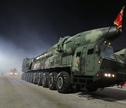 北, ICBM 발사...김정일 사망 12주기에 연속 도발