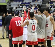 프로농구 SK, KT 꺾고 3연승…KCC는 시즌 첫 4연승 질주