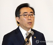 조태열 외교장관 후보자..통상 전문가로 경제안보 적임자