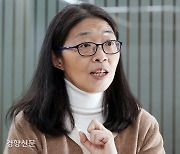 “고독사 줄이려면…이웃끼리 함께 사는 동네공동체 되살려야”[논설위원의 단도직입]