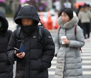 “눈 오니, 출근이 더 괴롭다” 대기업은 연말까지 10일 쉰다는데…죽을 맛 ‘직장인?’