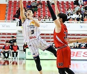 KCC, 84-81로 현대모비스에 짜릿한 역전승 거둬