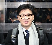 與원로 "한동훈=이순신, 배 12척 남아"…韓비대위 출격 임박(종합)