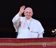 [월클뉴스] 교황 '동성 커플 축복' 파장…"결혼 주례도" vs "죄악을 축복"