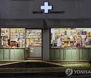 "이런 데 돈 안 쓰면 어디에 쓰나"…서울 공공야간약국 사라지자 '비난 봇물'