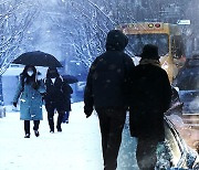 [날씨] 서해안·호남 대설특보…금요일까지 '최강 한파'