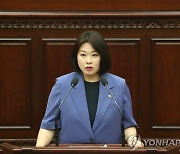 김영환 지사 측근 실명 공개해 피소 박진희 도의원 '혐의없음'