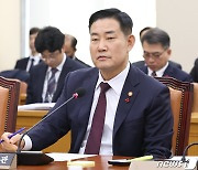 신원식 국방장관, 북한 탄도미사일 도발 질의에 답변