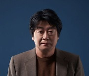 [온더레코드]김윤석, 기도처럼 분한 이순신 "몸이 덜덜 떨렸죠"