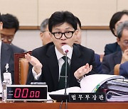 “김건희 특검법은 악법” 발언 남기고…한동훈, 여의도 직행