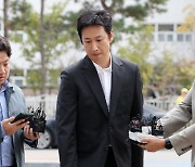 Actor Lee Sun-kyun summoned 2nd time over alleged drug use