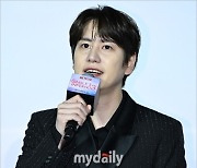 규현 측 "아티스트 사칭해 금전적 이득 취하려는 사례 확인" 주의 당부