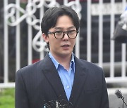 갤럭시 "지드래곤, 마약 女실장 전혀 몰라..법적 대응 없을 것"