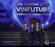 VIETNAM SCIENCE VINFUTURE AWARD