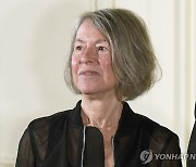 '2020년 노벨문학상' 美 루이즈 글릭 시집 전집 첫 완역 출간