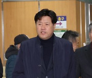 檢, '김용 재판 위증교사 개입 의혹' 이재명 측근들 압색