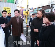 '교육에 진심' 이상일, 용인 신갈초·보라초 학교환경개선 점검