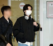 [Ms포토] 박서준 '스타일리시한 공항패션'