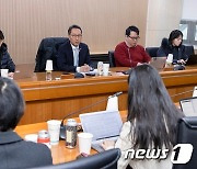 "정부가 쌓은 탑 국회가 무너뜨려"…복지차관, 지역의사제·공공의대 비판