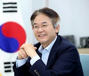 이동환 고양시장, 특례시 승격 2주년 맞아 ‘K-도시 이야기’ 출간