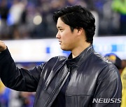 NFL 경기장 방문한 오타니 쇼헤이