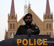 PAKISTAN CHRISTMAS PREPARATIONS