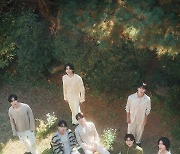 SF9, 미니 13집 '시퀀스' 단체 포스터 공개…타이틀곡은 '비보라'