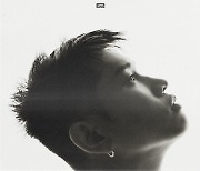 크러쉬의 'CRUSH HOUR' 시작 단콘 연말 장식