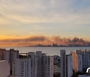 포스코 포항제철소 발전소서 화재…정전으로 공장 가동중단(2보)