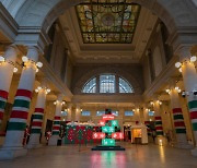 Christmas market at Culture Station Seoul 284 is open through Dec. 24