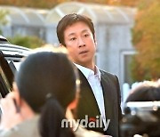 길어지는 '마약 혐의' 이선균 3차 조사…"새벽쯤 끝날 전망" [MD이슈]