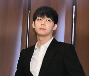 '은퇴 번복' 박유천, 4억 체납+고가 디너쇼가 끝 아니었다? 5억 원 배상 판결[TEN피플]