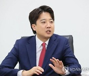 탈당 예고 이준석 "한동훈, 尹과 차별화하면 정치인으로 크게 성장"