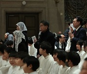 성탄대축일 미사 참석한 윤석열 대통령