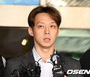 '4억 체납' 박유천, 이번엔 前소속사에 '5억 손해배상' 판결..구설ing