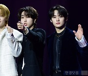 [포토] 스트레이 키즈 아이엔-한-리노, '멋짐 가득한 남자들' (2023 SBS 가요대전)