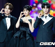 키-안유진-연준,'2023 SBS 가요대전 3MC' [사진]