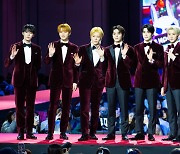 '가요대전', 티켓사기→에스파 남팬 습격·NCT 텐 추락..크리스마스의 악몽[Oh!쎈 이슈]