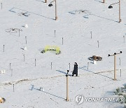 크리스마스 전국 곳곳 대설특보…눈 쌓여 빙판길 주의