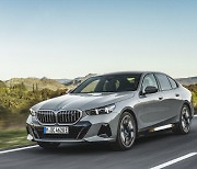 BMW 뉴 i5, 2023 車 안전도 평가 최우수 차량 선정