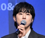 [Ms포토] 동방신기 유노윤호 '신곡 레벌 사랑해주세요'