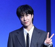 [E포토] 동방신기 유노윤호, '여전히 귀여운 비주얼'