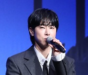 [E포토] 유노윤호, '달려보니 벌써 20년'