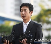 [SC이슈] '억울함 호소' 이선균, 거짓말 탐지기 조사 요청…"과학적으로 검증해야"