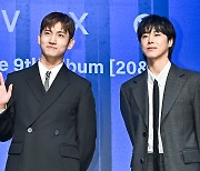 [Y현장] 동방신기 "아이돌 20주년 쉽지 않아…영광의 순간은 2010년 SM타운 무대"