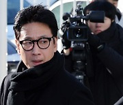 이선균, 거짓말 탐지기 조사 요청… “누구 진술 맞는지 검증해야”