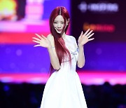 [포토] ITZY 유나, '사랑스러운 모습에 시선강탈' (2023 SBS 가요대전)