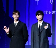 [포토] 동방신기, '데뷔 20주년에도 변함없는 멋진 모습'